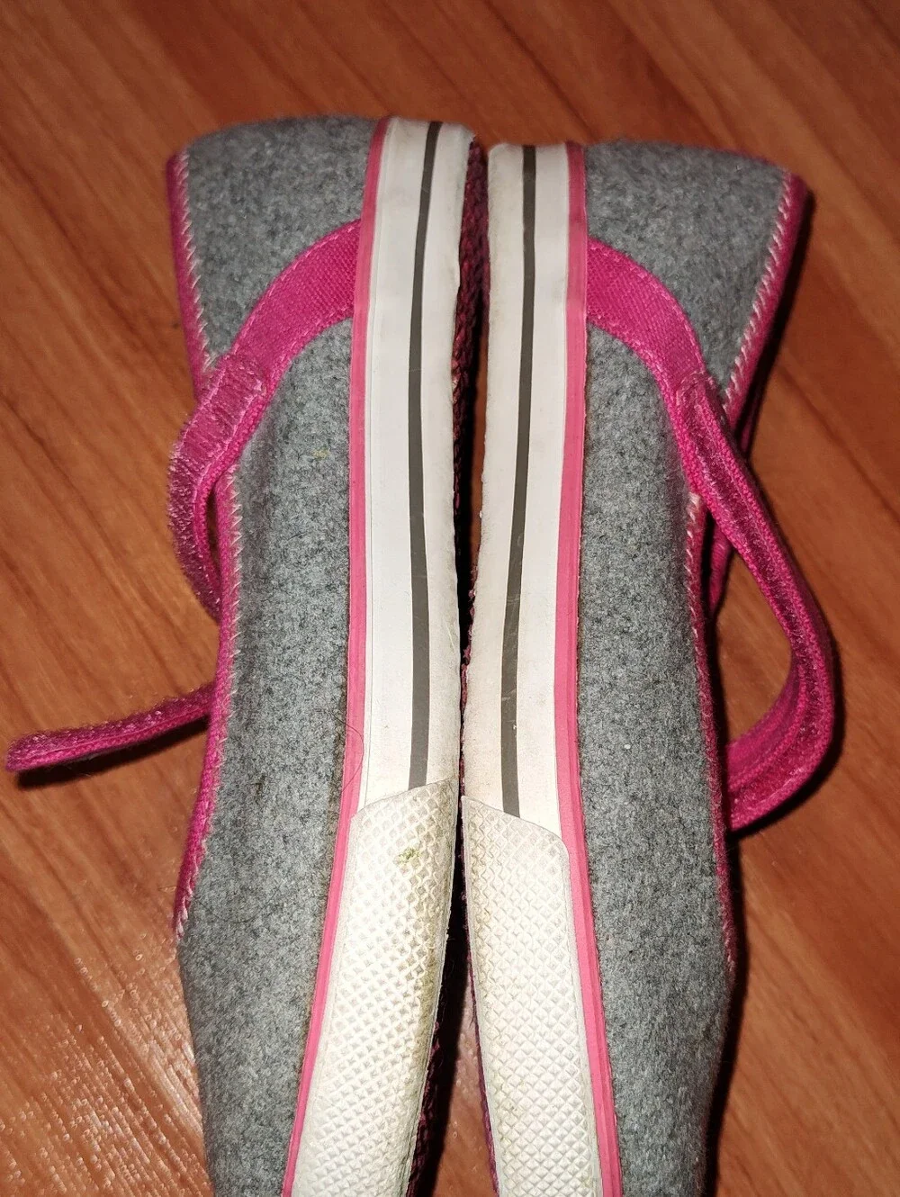 Umi Girls Gray Felt Mary Janes with Pink Trim